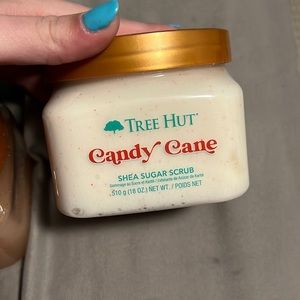 Tree hut sugar scrub